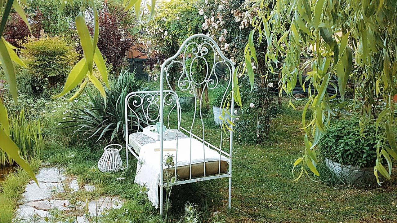 Garden Loft Bed & Breakfast Baricella Exterior photo