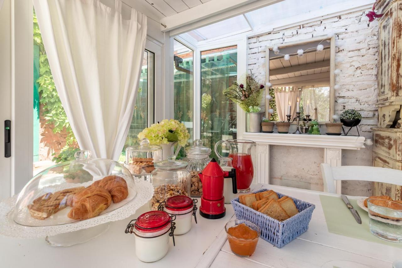Garden Loft Bed & Breakfast Baricella Exterior photo